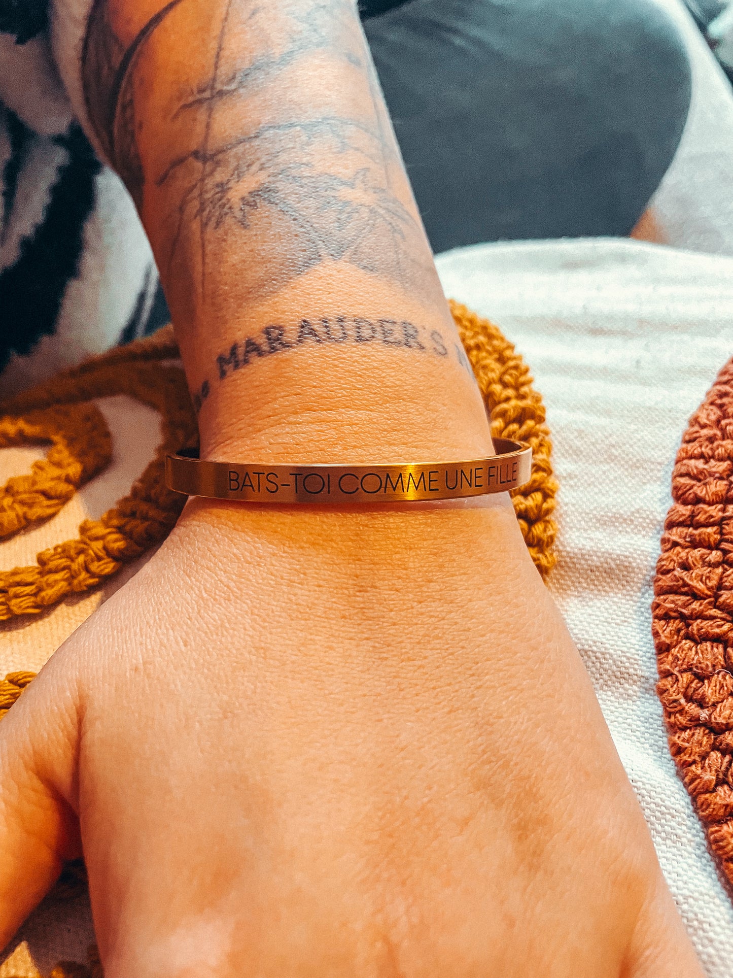 Jonc à message - Bats-toi comme une fille