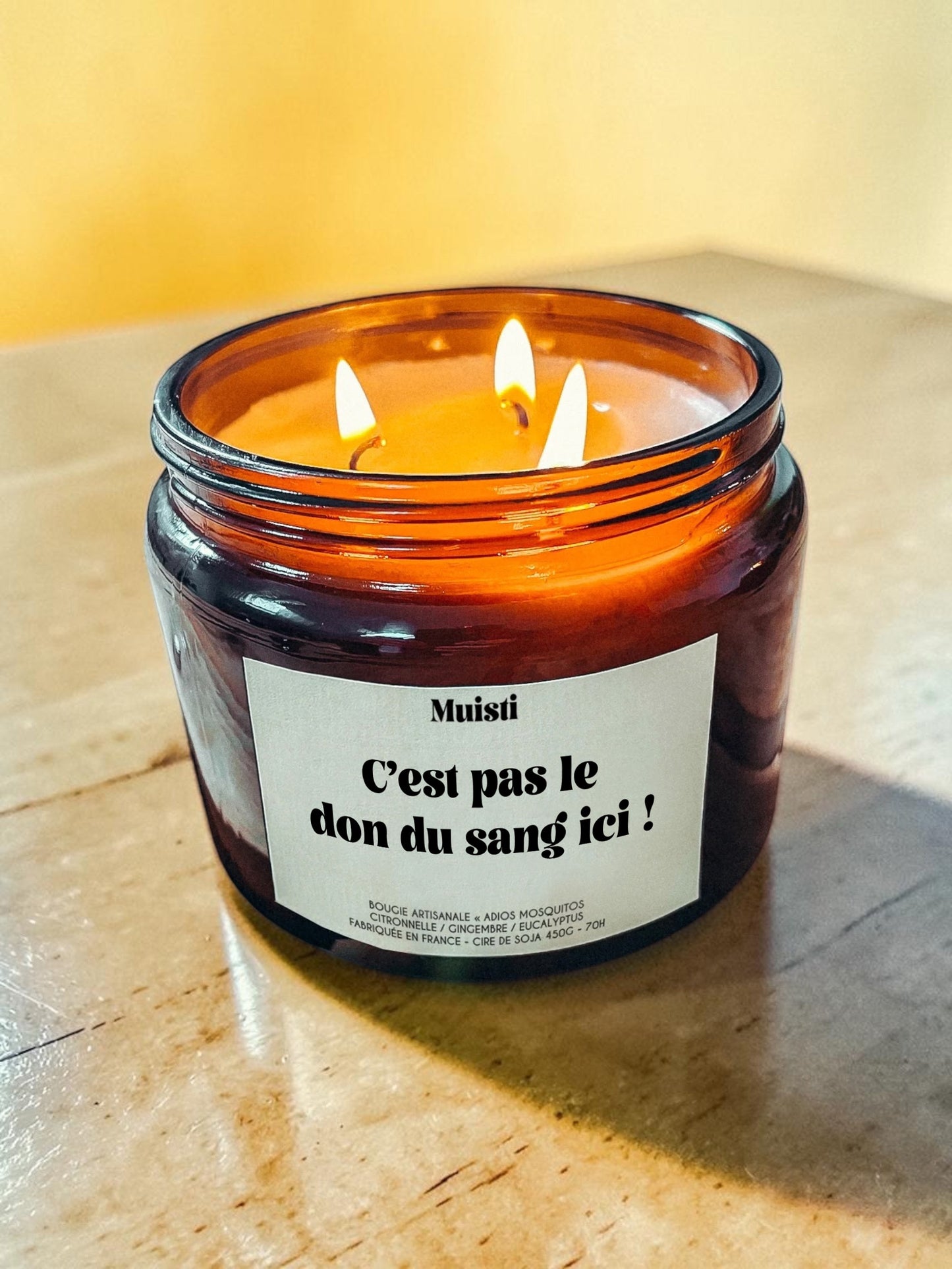 Bougie anti-moustique - C'est pas le don du sang ici