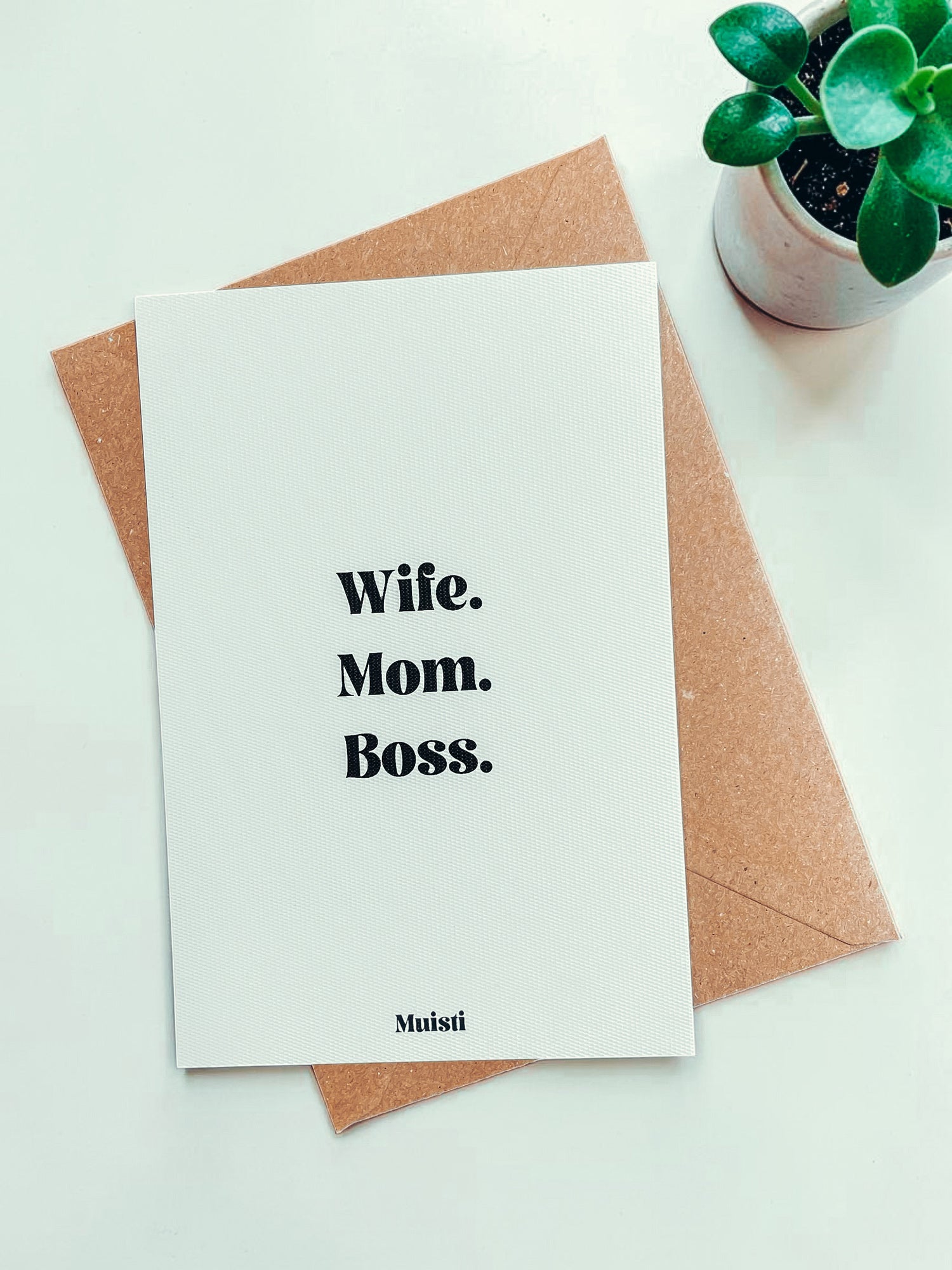 Carte postale à message - Wife. Mom. Boss.