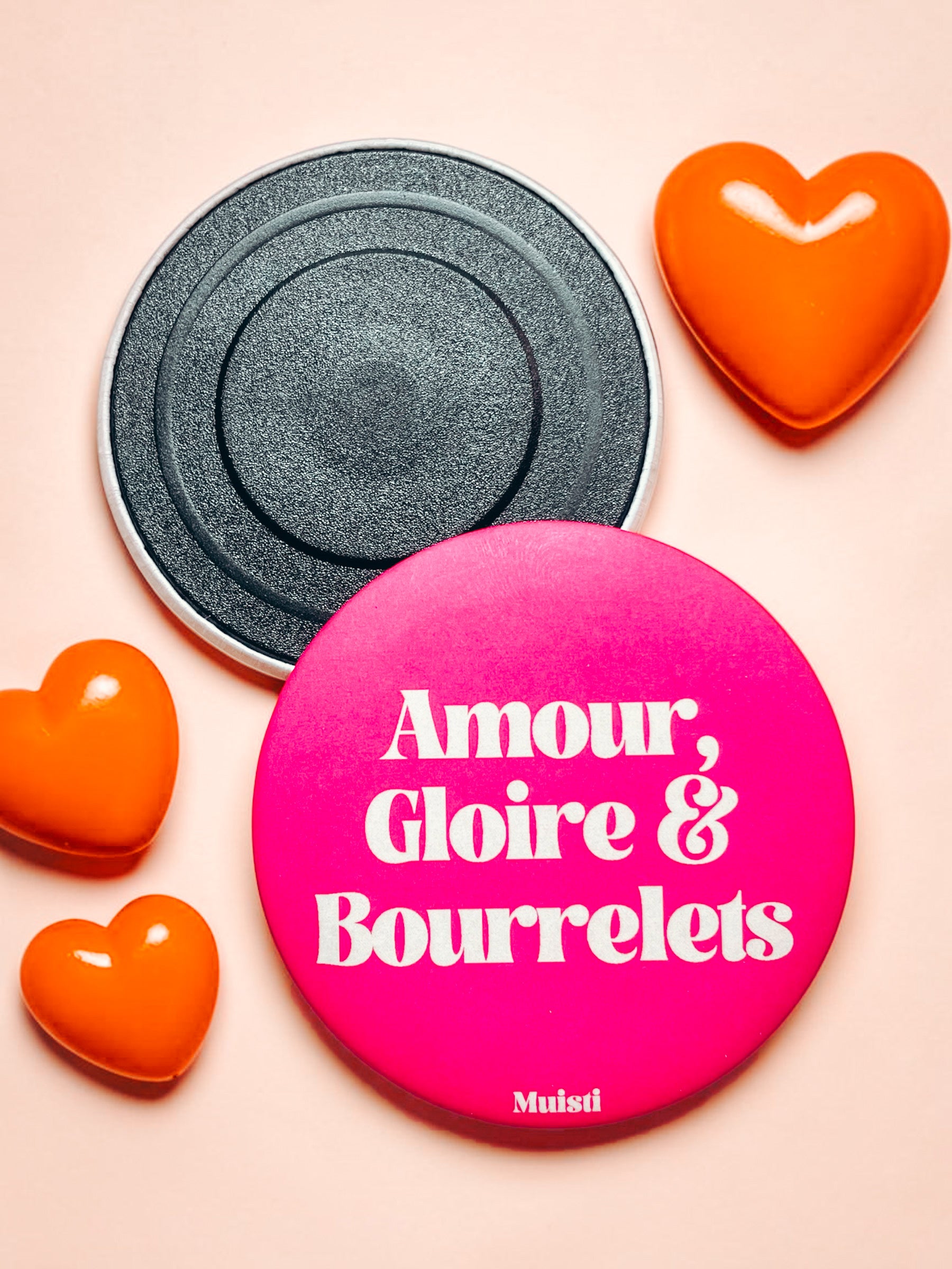 Magnet -Amour, Gloire & Bourrelets