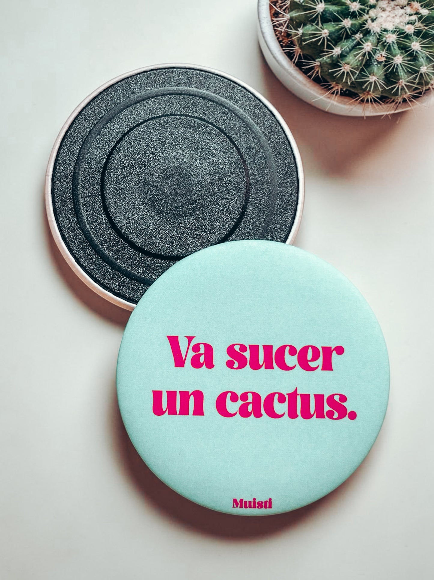 Magnet - Va sucer un cactus